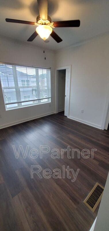 Building Photo - 2037 Ocean Dr NW