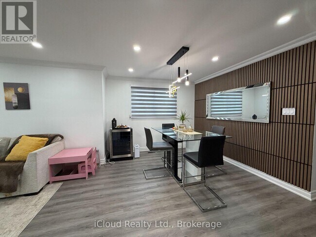 Photo du bâtiment - 17 Cloud Dr