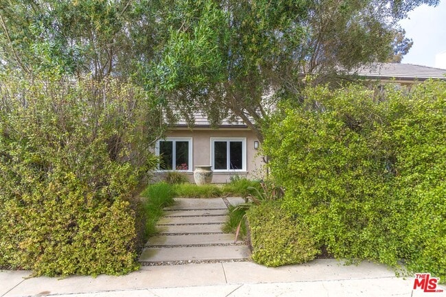 Building Photo - 28929 Wight Rd