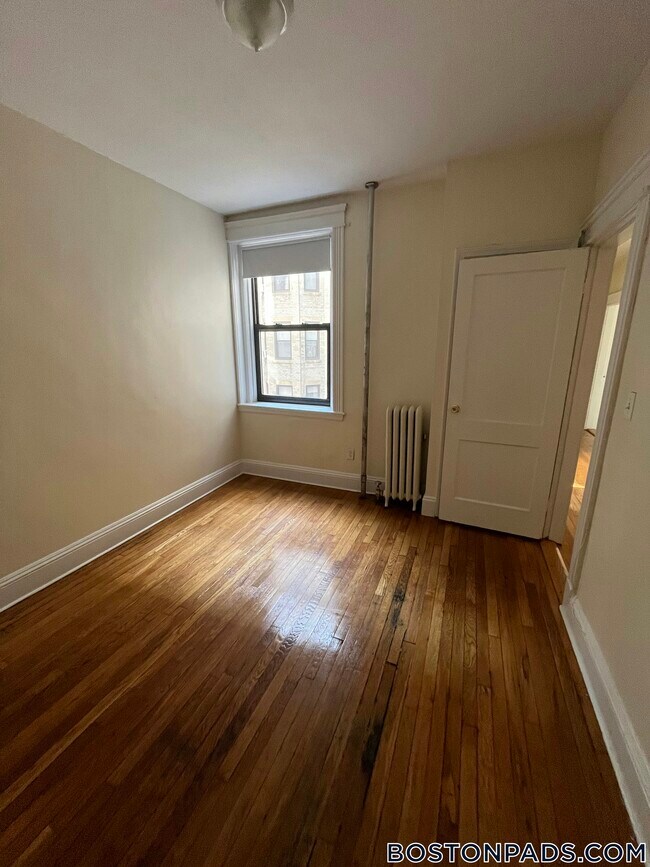 Foto del edificio - 1148 Commonwealth Ave