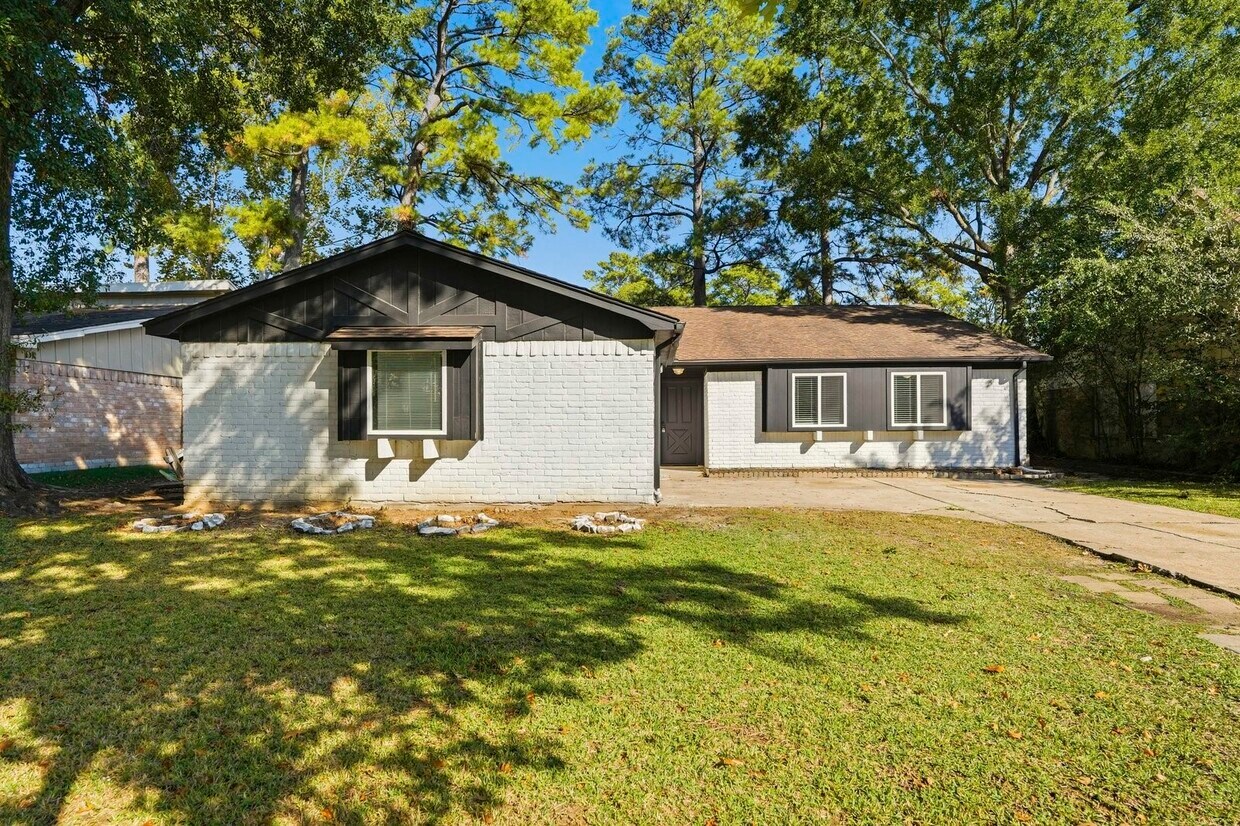 Foto principal - 23326 Briarcreek Blvd