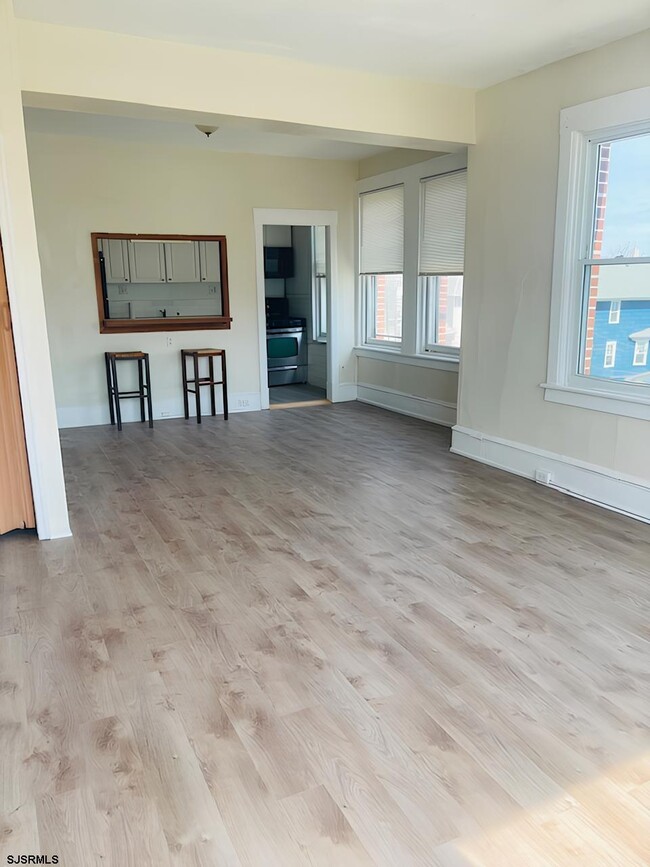 Building Photo - 3501 Ventnor Ave