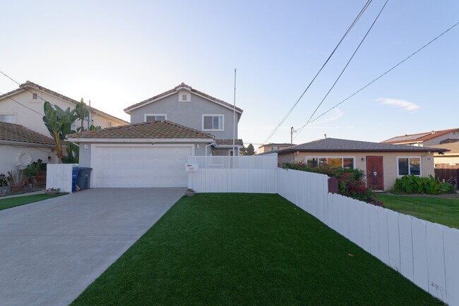 Building Photo - 948 Emory St