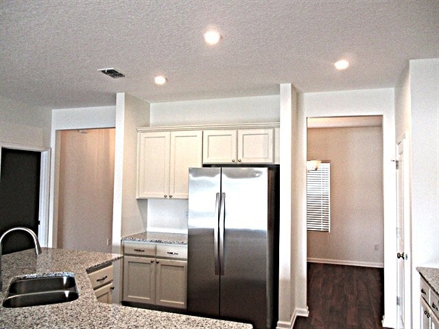 Building Photo - 8146 Golden Bamboo Dr