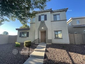 Building Photo - 561 N Ranger Trail