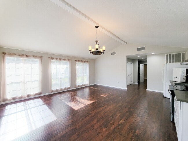 Building Photo - 289 Broken Arrow Trail