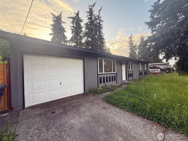 Building Photo - 12202 107th Ave Ct E