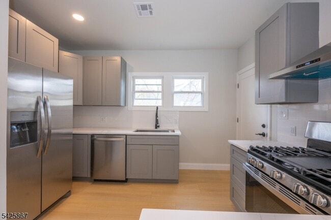 Building Photo - 59 Watchung Plaza