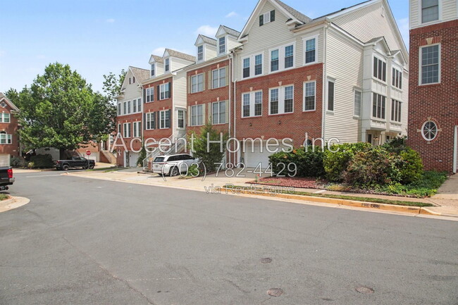 Photo - 20864 Pitt Terrace Townhome