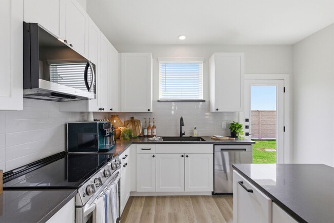 Foto del edificio - HARMON Melissa by Crescent Communities