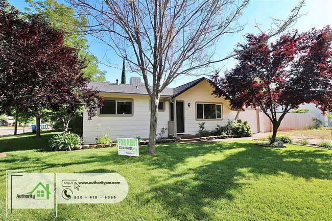 Building Photo - 2121 Deimos Ct