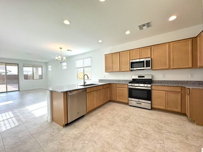 Foto del edificio - 8806 W Pasadena Ave