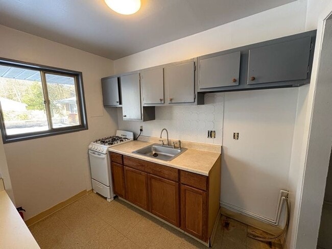 Foto del edificio - One bedroom one bathroom apartment for rent