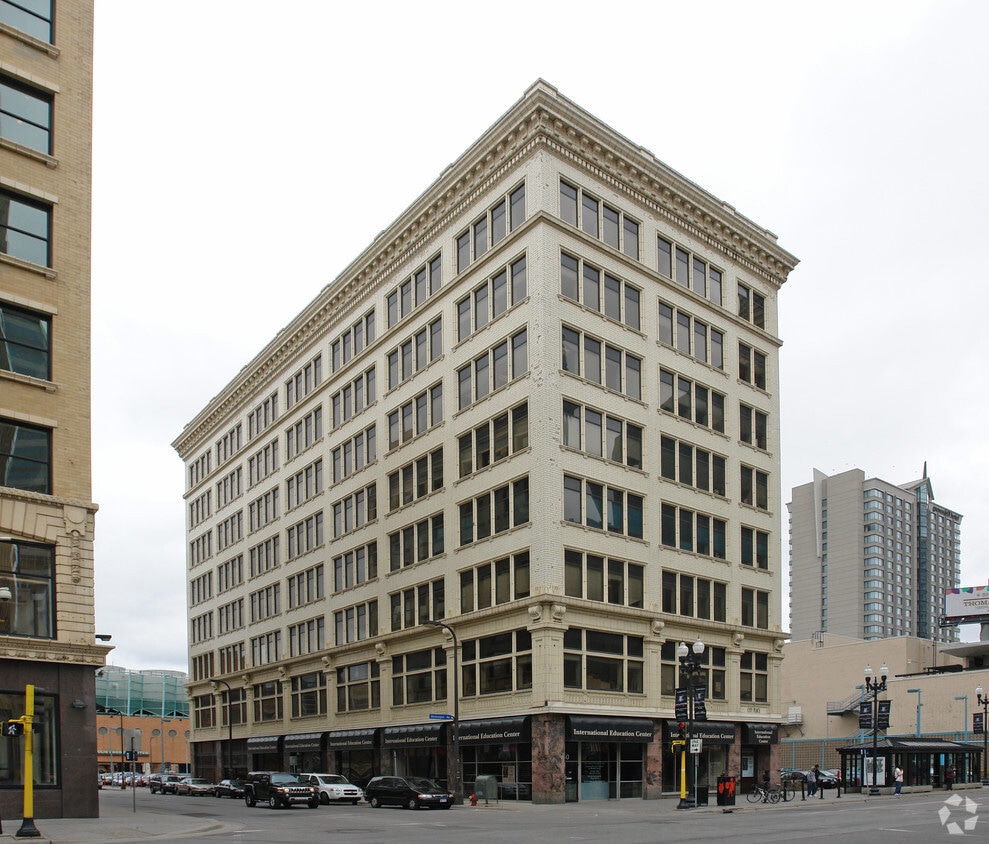 City Place Lofts Apartments Minneapolis, MN