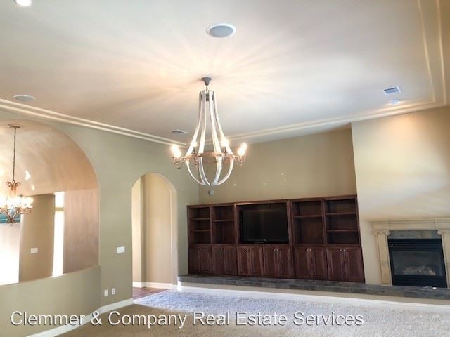 Foto del edificio - 12536 Harrington St