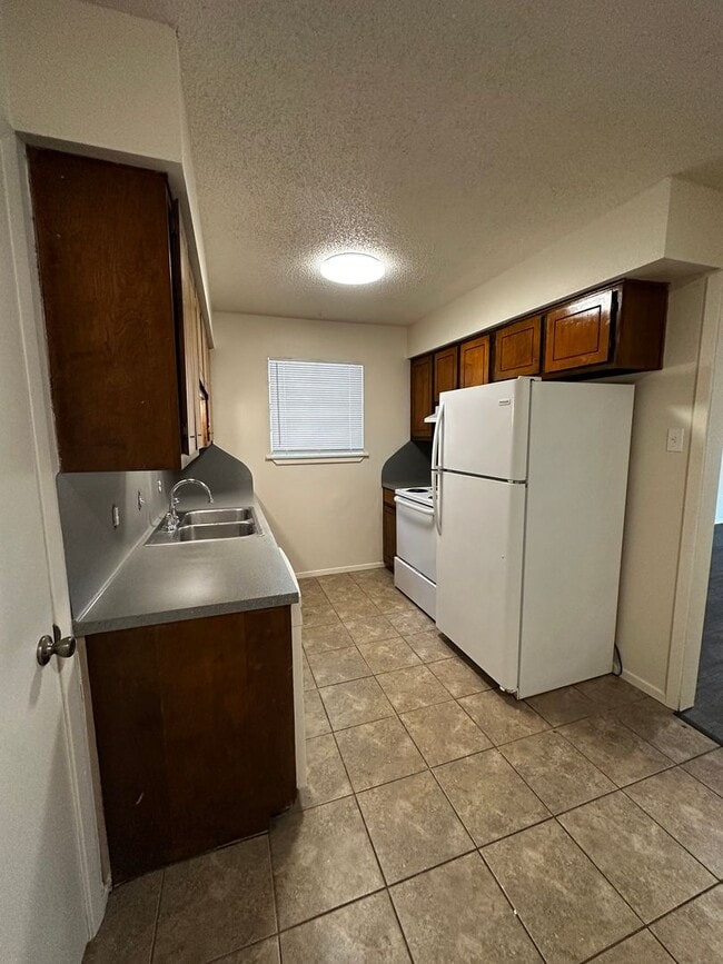 Building Photo - 312 Tammy Lynn Dr