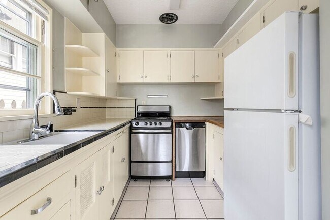 Foto del edificio - 1516 NE Schuyler St