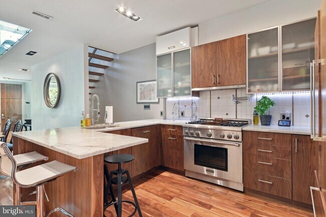 Foto del edificio - 2249 Fitzwater St