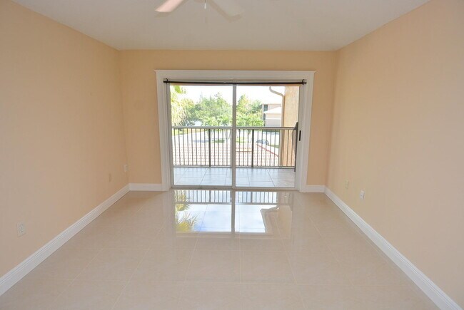 Foto del edificio - 3621 NW Adriatic Ln
