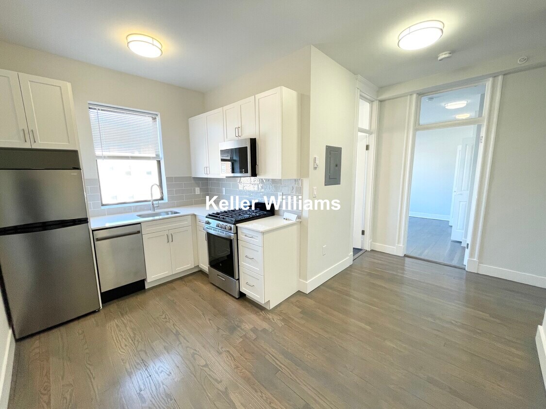 Primary Photo - 101 Park St
