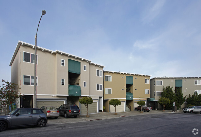 Primary Photo - Terra Vista Apartments