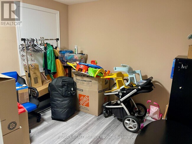 Photo du bâtiment - 35 Agricola Rd