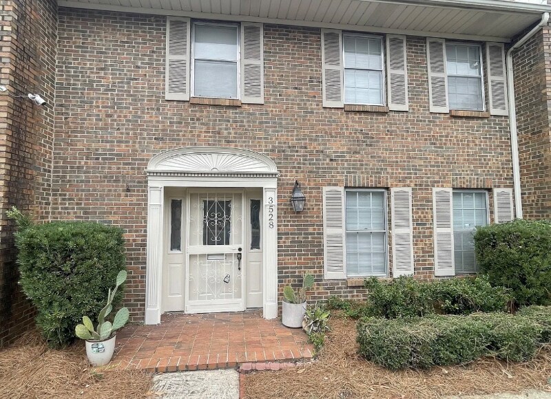 Foto principal - 3528 Carter Hill Rd