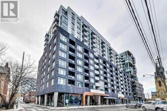 Building Photo - 525-1525 Adelaide St W
