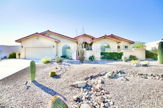 Building Photo - 12129 N Tall Grass Dr