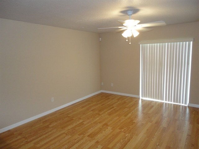 Building Photo - 31015 Mandolin Cay Ave