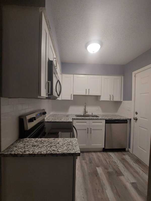 Foto del edificio - 1861 E 78th St