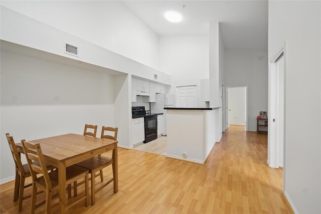 Foto del edificio - 11133 SW 8th St