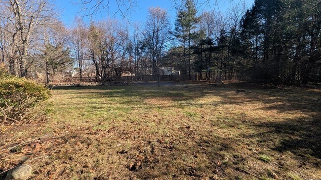 Foto del edificio - 10 Sherwood Ave