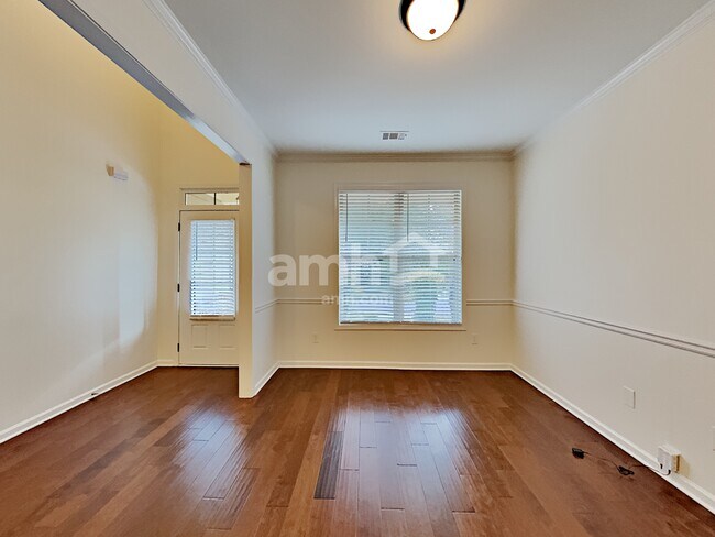 Building Photo - 263 Ascott Ln