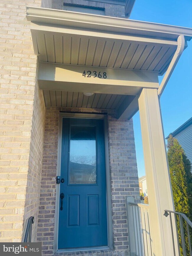 42368 Abney Wood Dr, Chantilly, VA 20152 House Rental in Chantilly