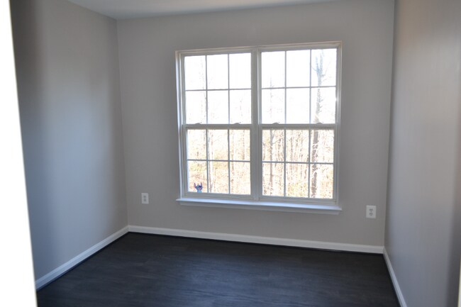 Foto del edificio - 103 Hillside Ct