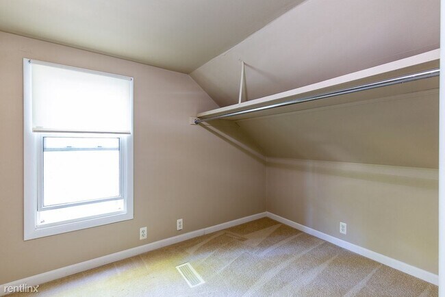 Foto del edificio - 4 br, 2 bath House - 3575 S Commerce Rd
