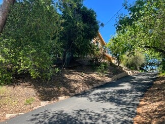 Building Photo - 5760 Colodny Dr