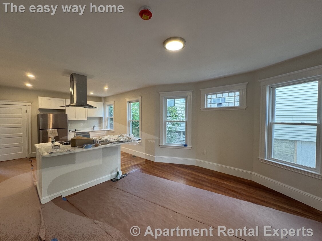 Photo - 47 Curtis Ave Unit #2