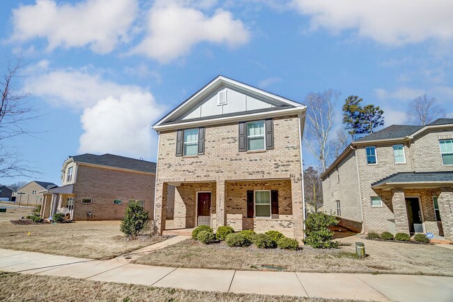 Building Photo - Move-in Ready 3 Bedroom in Mint Hill!