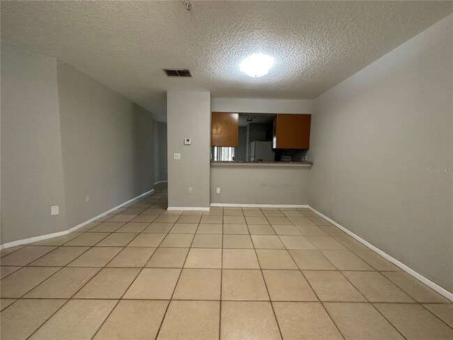 Building Photo - 112 Reserve Cir