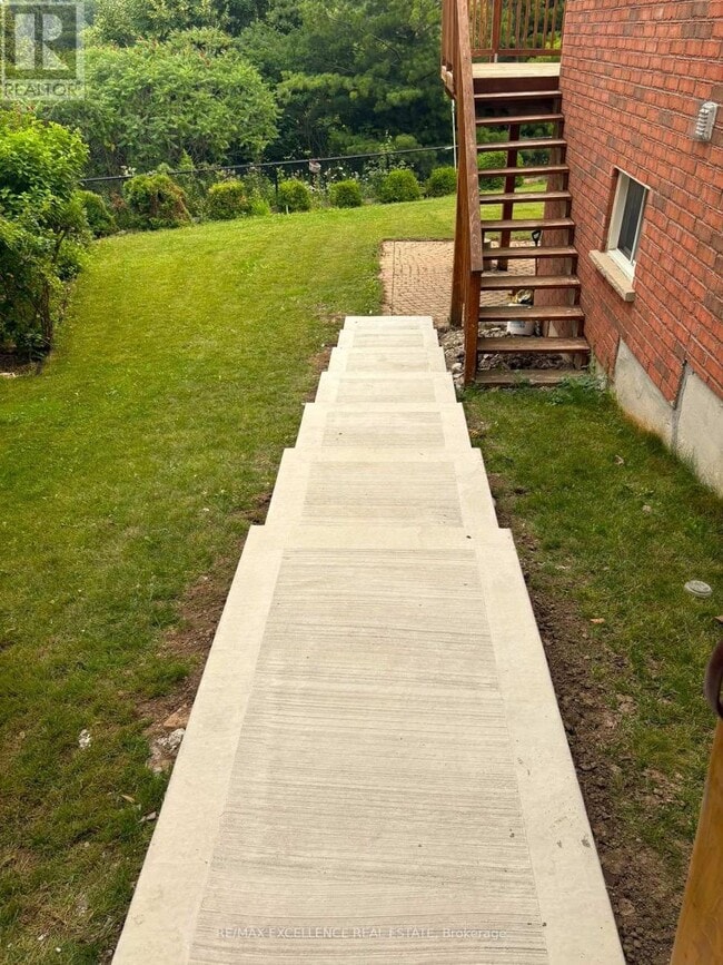 Building Photo - 38 Dells Crescent