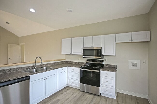 Foto del edificio - 772 Vista Pkwy