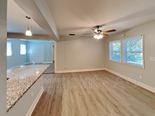 Building Photo - 438 Lanier St NW