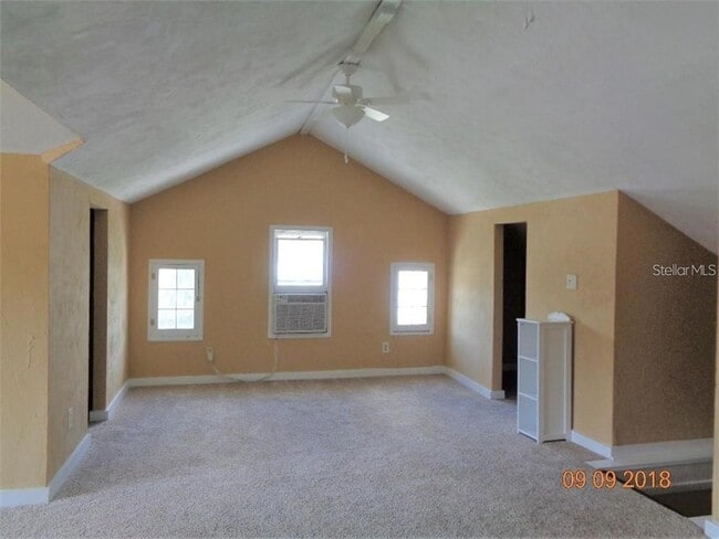 Building Photo - 1411 E New York Ave