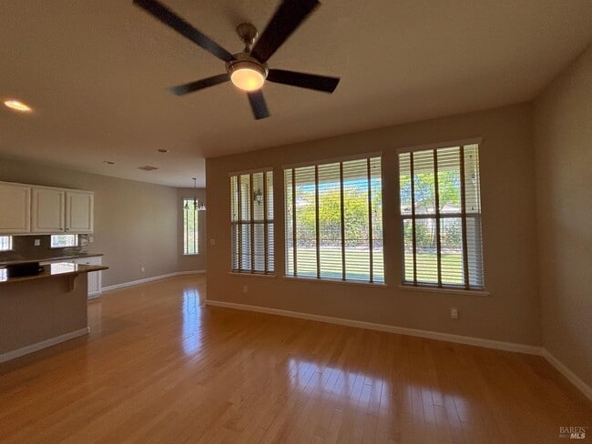 Building Photo - 505 Marianna Pl