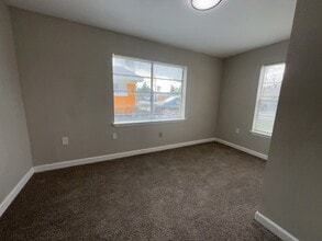 Building Photo - 4402 Tampico St