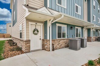 Building Photo - 21155 Gosling Rd