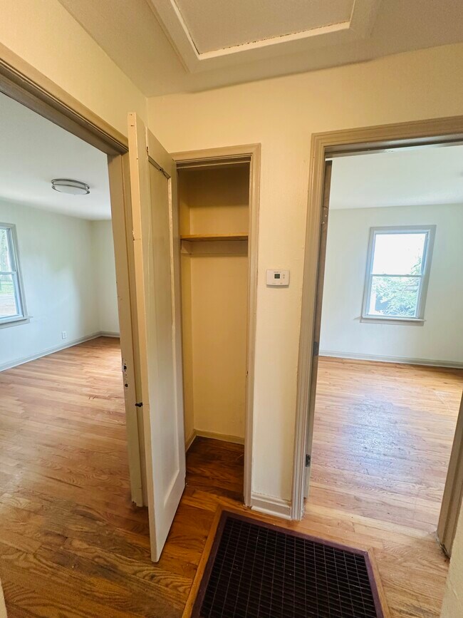 Foto del edificio - 7806 Underhill Dr