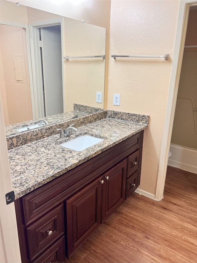 Building Photo - 12526 Tambourine Dr